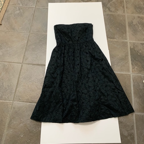 Ann Taylor size 4 strapless dress - Picture 2 of 7